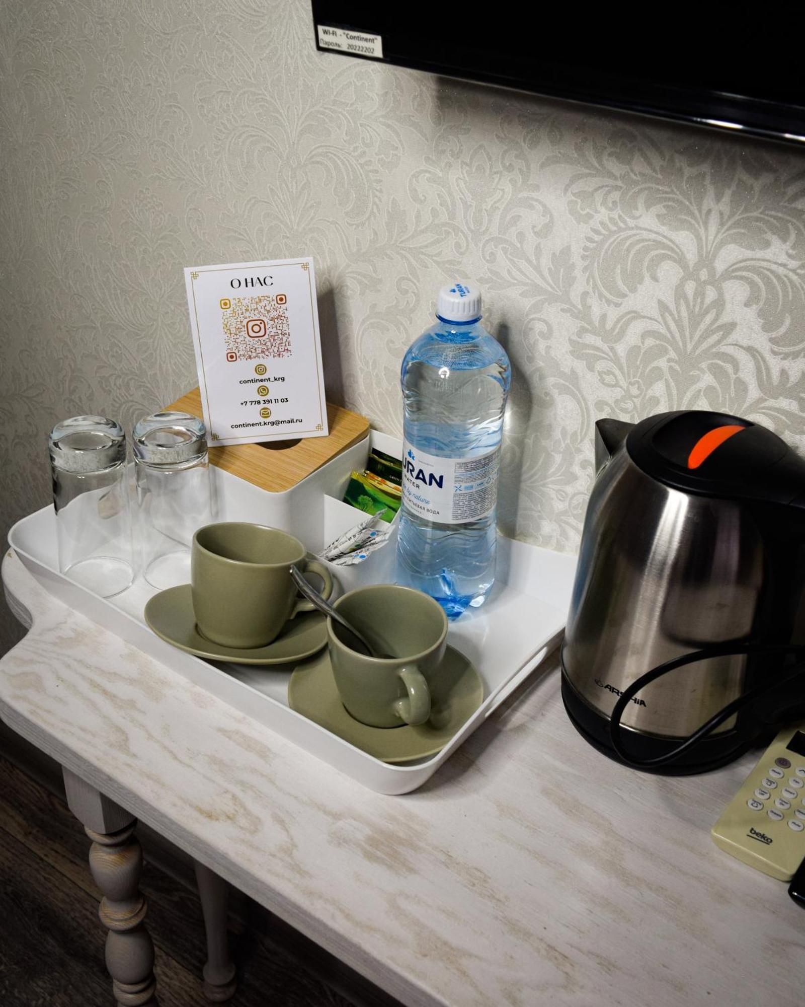 Hotel "Continent" Halal 卡拉甘达 外观 照片